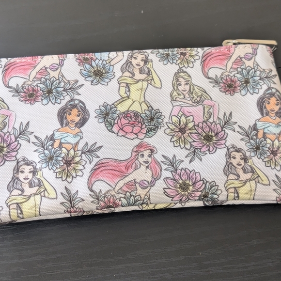 Loungefly Disney Princess Floral Cosmetic Bag - Picture 2 of 6